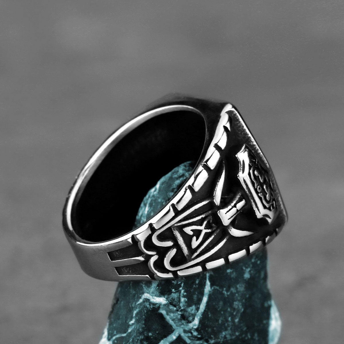 トールのハンマーリング