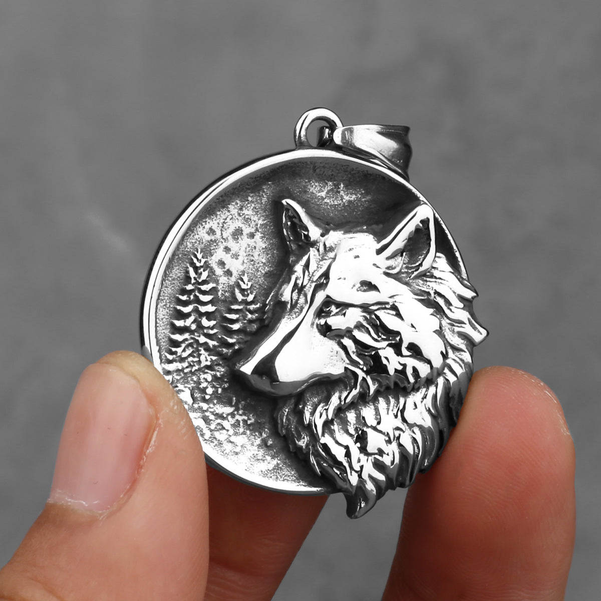 Double Sided Wolf Head Necklace