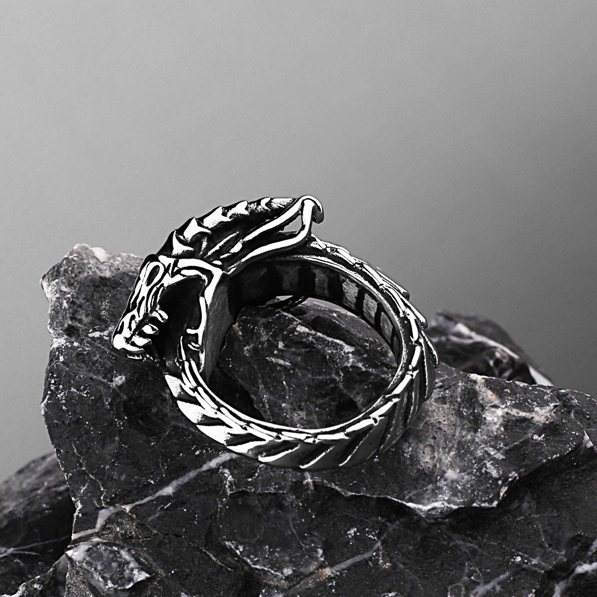 Goth Dragon Ring