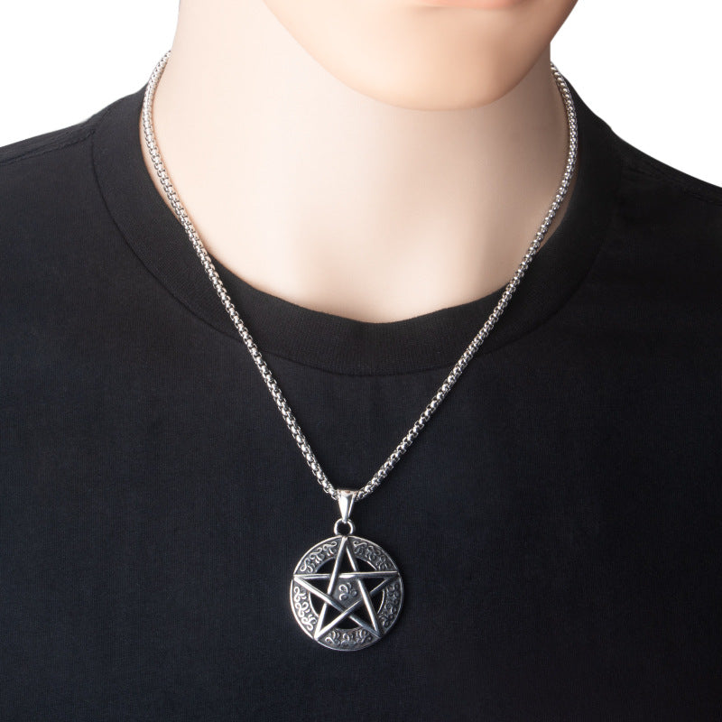 Lucky five-pointed star necklace