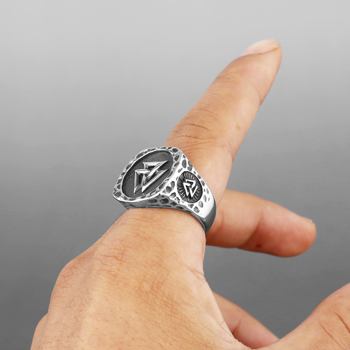 Triangle Rune Odin Rune Ring