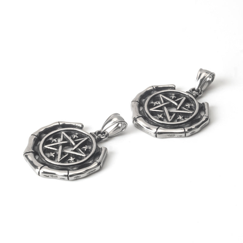 Openwork pentagram Necklace