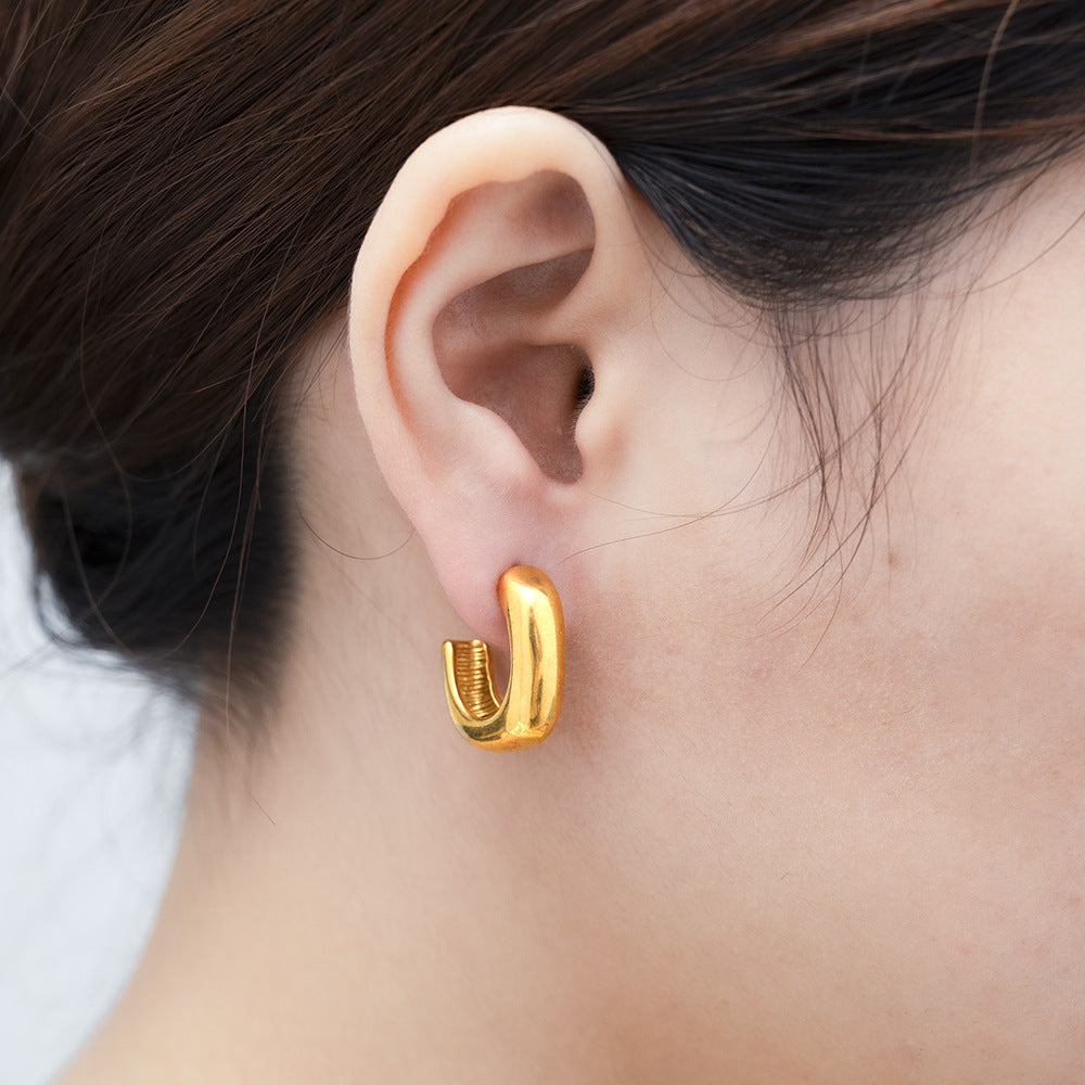 Irregular fashion earring