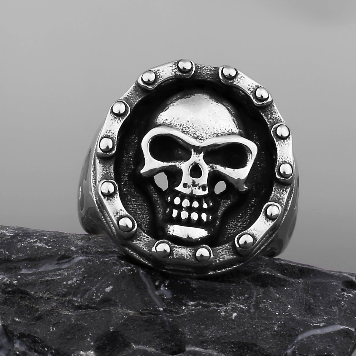 Vintage Fashion Skull Head Ring