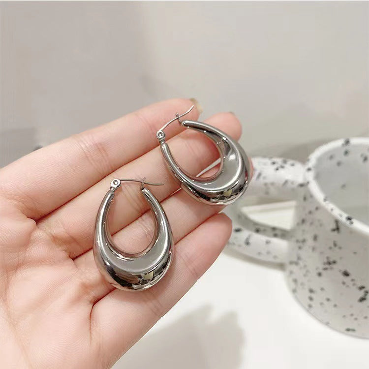 Hollow Ellipse Earring