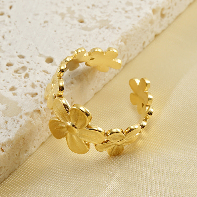 Fresh Wind Flower Ring