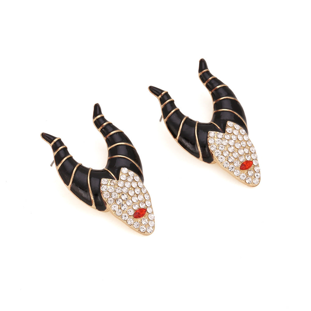 Cowhorn Witch Ear Studs