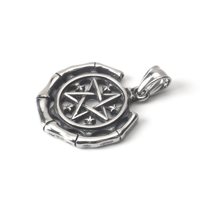 Openwork pentagram Necklace