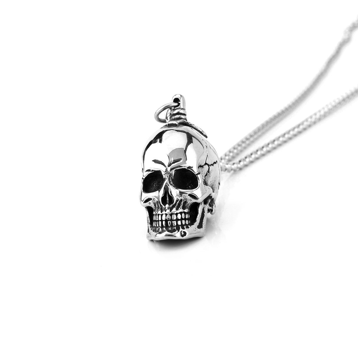 Skull necklace