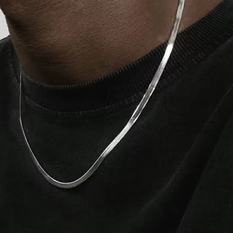 Blade Clavicle Necklace