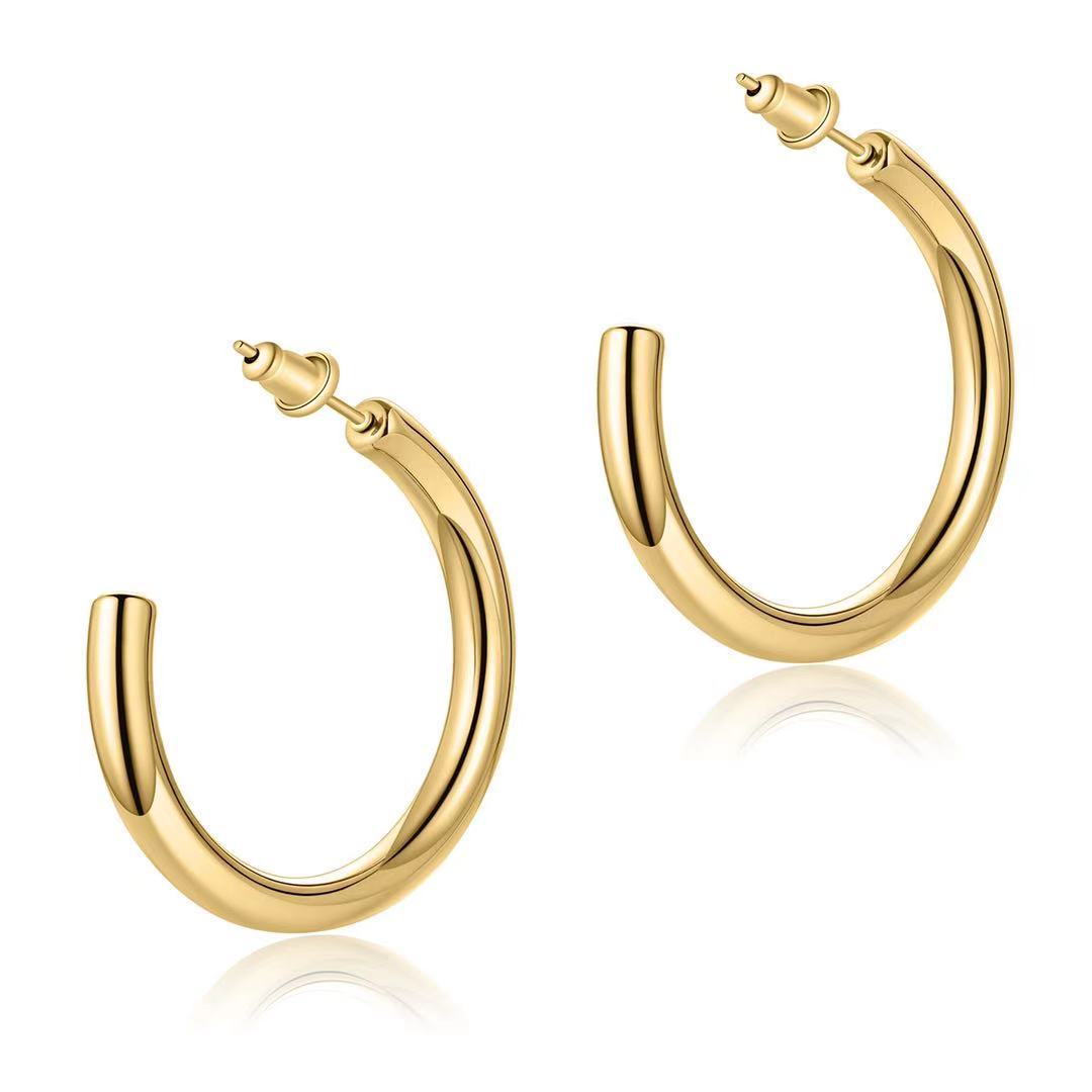 C-shaped Thick Hoop Earring