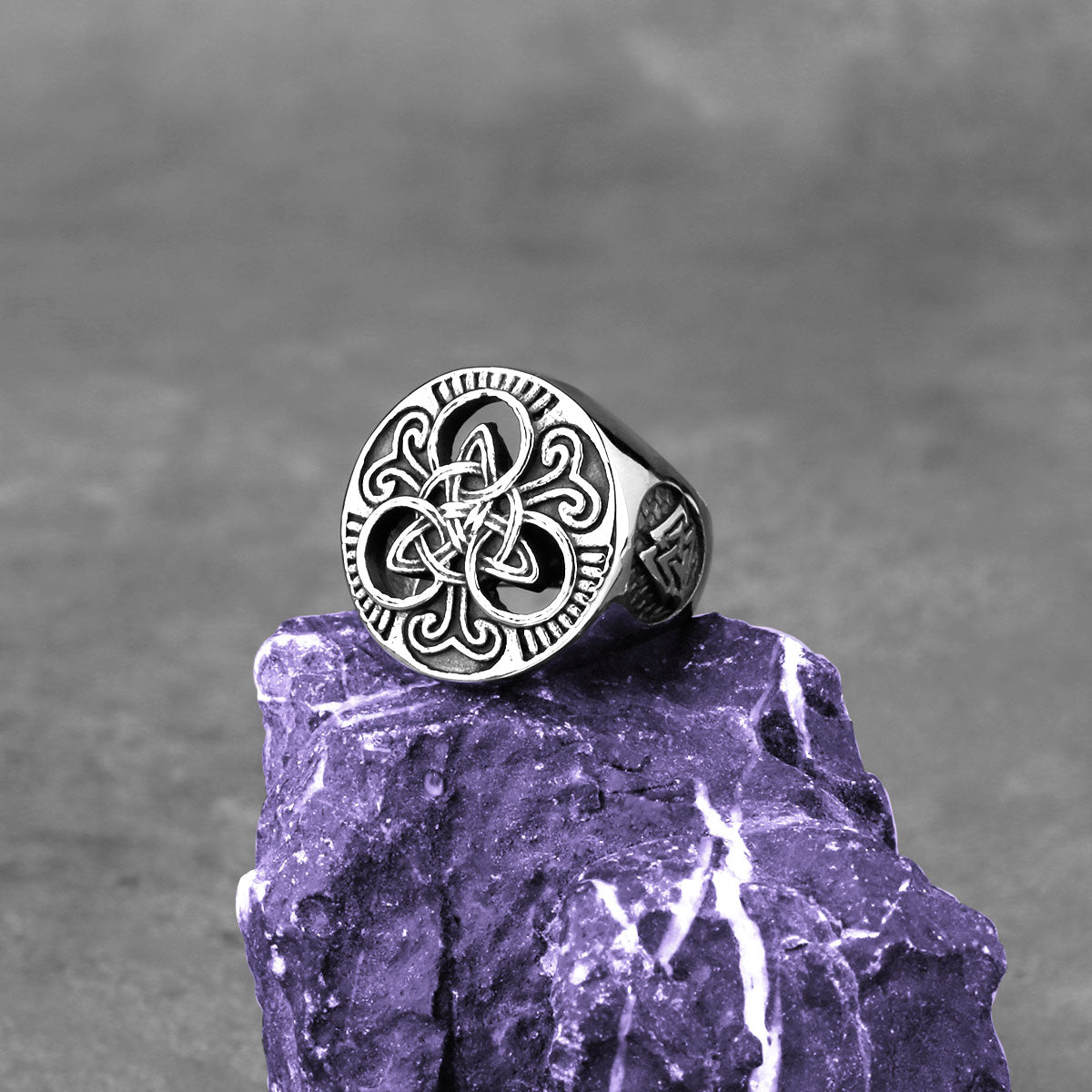 Victoria Odin Trinity Rune Ring