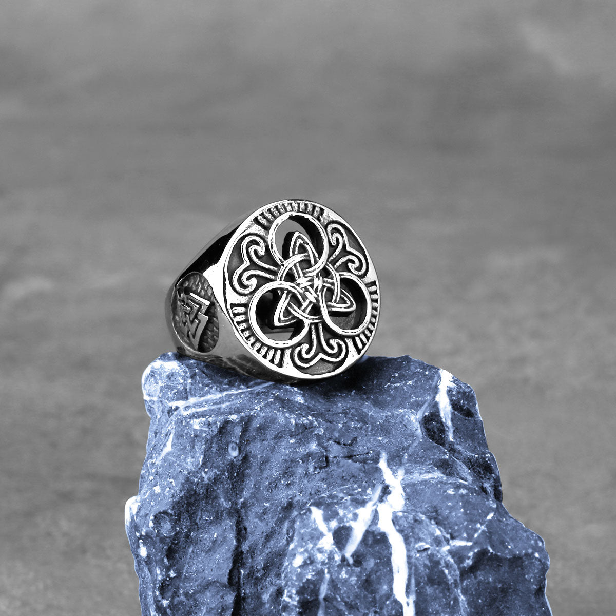 Victoria Odin Trinity Rune Ring